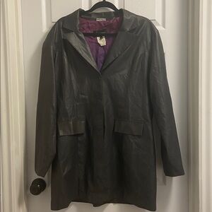 Le Chateau Women's Vintage Black Fabric Spring Coat